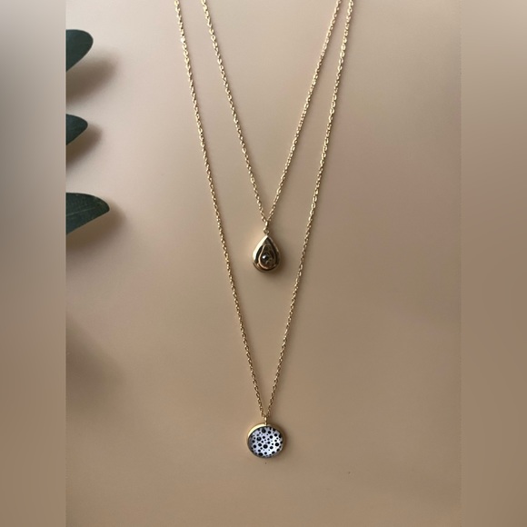 Black and White Polka-dot Pendant Necklace - Elegant Minimalist Layered Necklace - Picture 3 of 16
